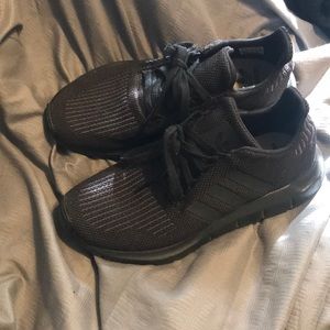 Black adidas❗️🖤